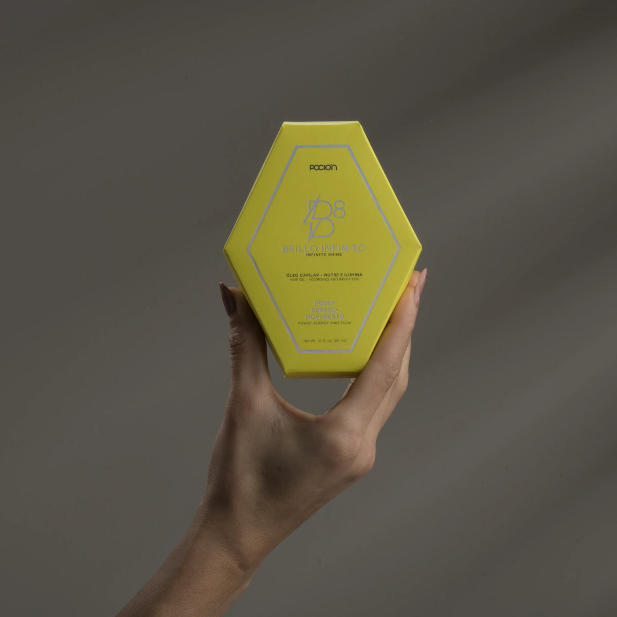 B8 Brillo Infinito La Pocion Óleo Capilar Multifuncional Nutre e ilumina- Hair Oil Nourishes and Brightens